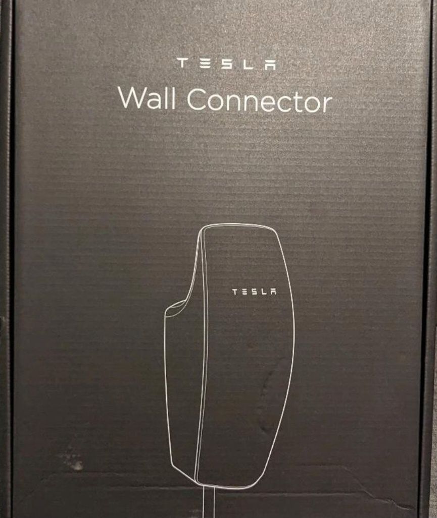 Vand wall conector statie Tesla
