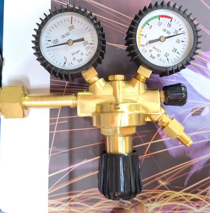 Азот редуктор 16bar;30bar;50bar,накрайник клима