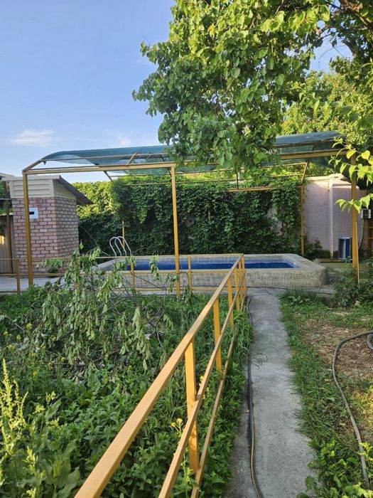 Срочно продается участок 6 соток Парк Узбекистан