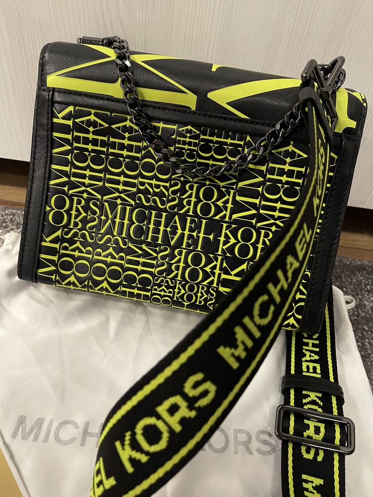 Michael Kors чанта