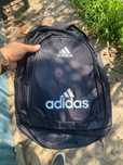 Ghiozdane școală 
Adidas 6


65 lei ad 15