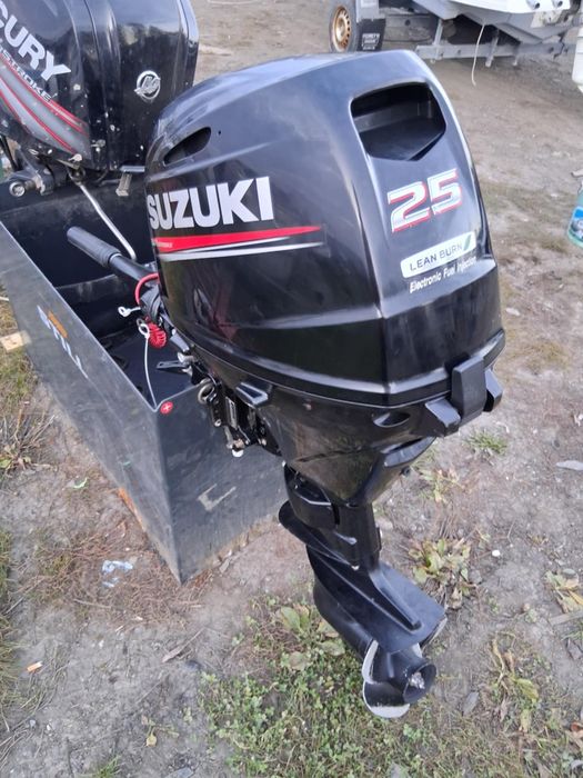 Motor de barcă Suzuki Yamaha Honda