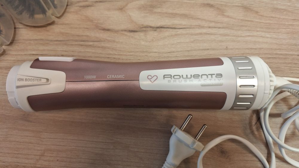 Perie rotativa de par/ uscător de par