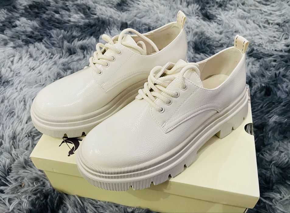 Броги женские новые ботинки