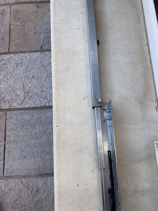 Push механизми за мебели Hafele