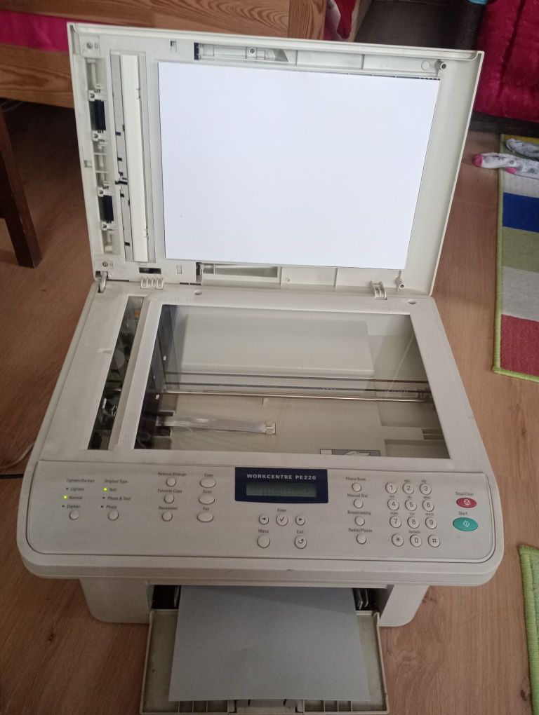 DEFECTA - imprimanta multifunctionala Xerox Workcentre PE220 scanner