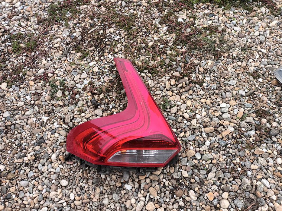 ляв стоп за волво в40 хечбек 12 - 19 VOLVO V40