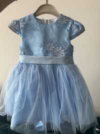 Новое детское платье нарядное голубое