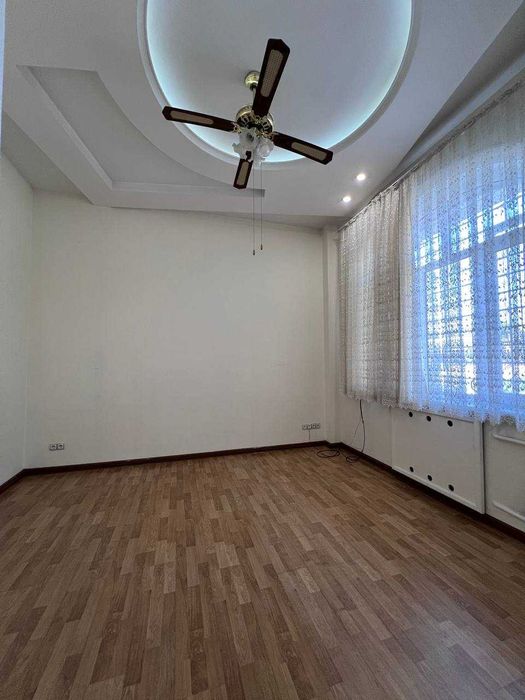 Сдаётся помещение свободного назначения | Яккасарай Ракат боши  260 м²