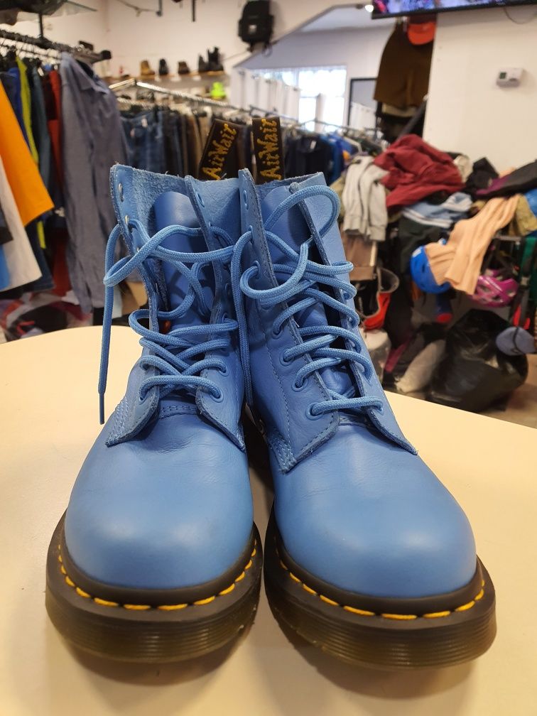 Dr Martens marime 39 , stare impecabila