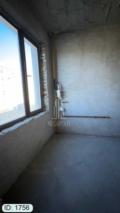 5 mikr somiy tarafpda 3 xona karobka  kvartira sotiladi №1756