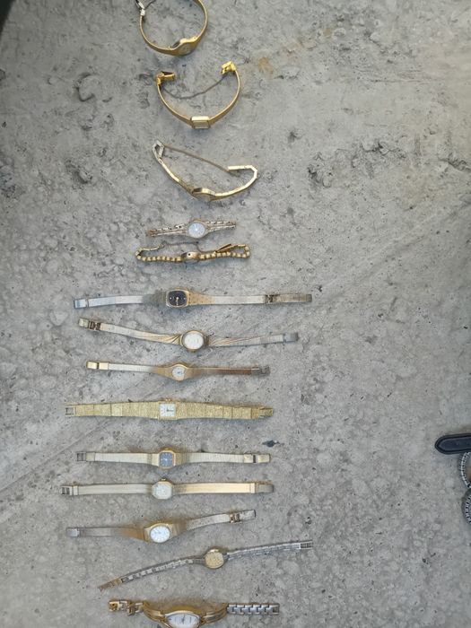 Vand ceasuri mai multe moteluri