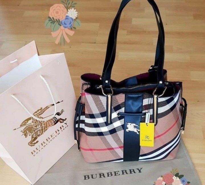 Set dama(geanta +esar) new model, import Italia, saculet, etichetă