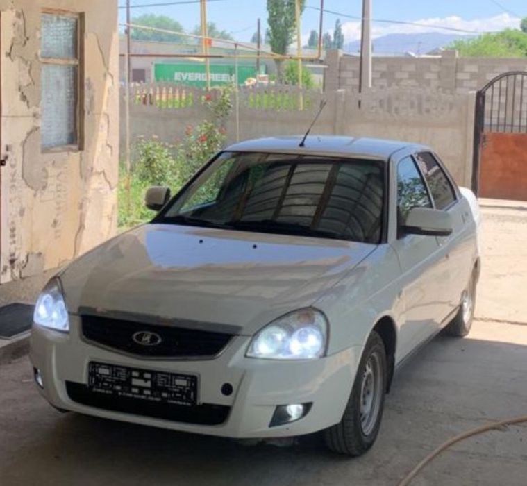 Продам машину в хорошем состояний, ВАЗ lada priora 2013г