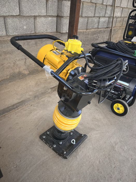 Трамбовка кенгуру виброплитка