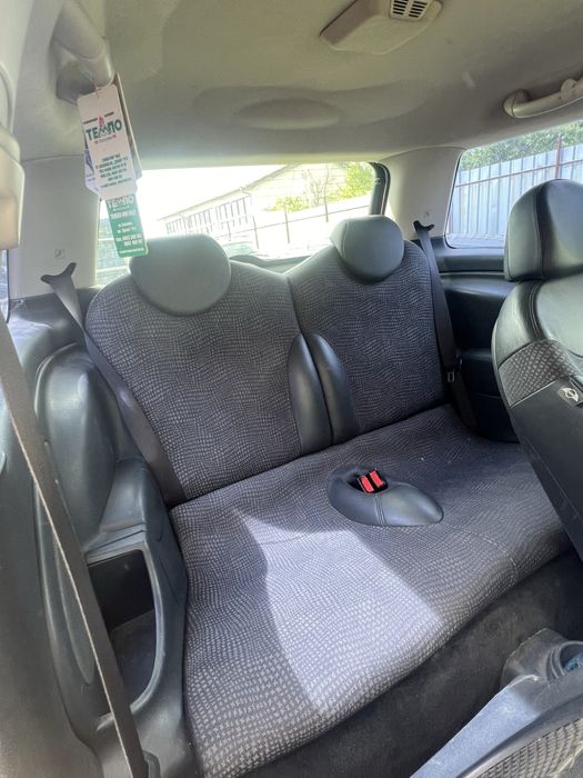 MINI Cooper На части