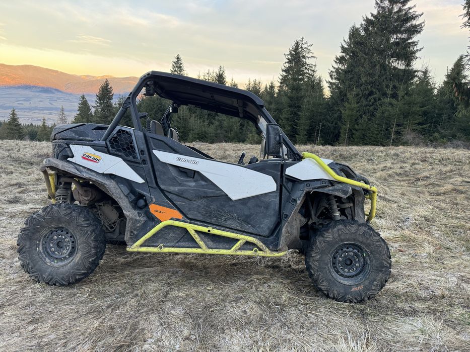 Can -am Maverick
