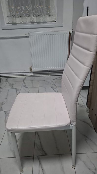4X Scaun alb din piele ecologica