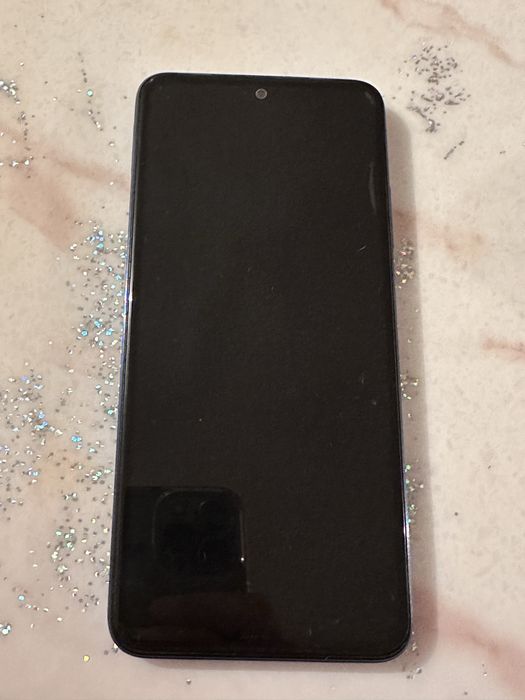 Продам телефон в хорошем состоянии Redmi note 11