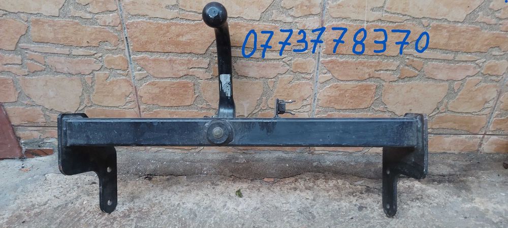 Vand carlig tractare auto ( Toyota , etc ) Este folosit arat ca nou