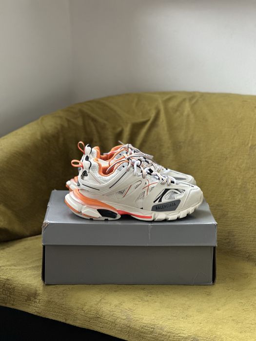 Balenciaga Track 40, 44