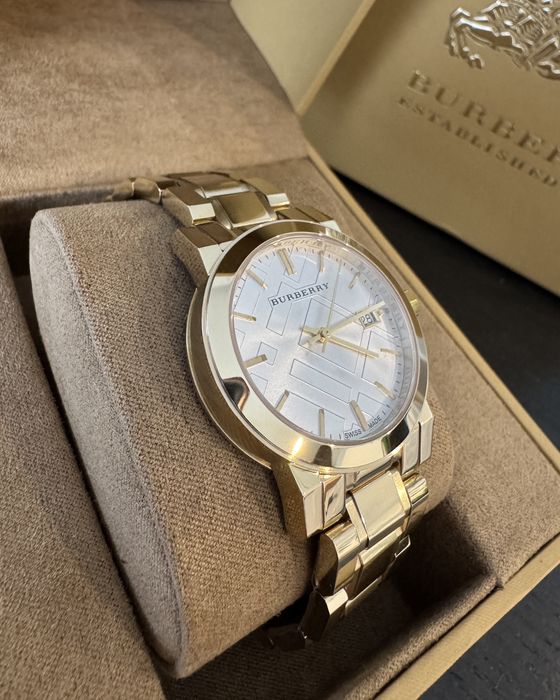 Ceas original Burberry BU9103 – auriu, nou în cutie