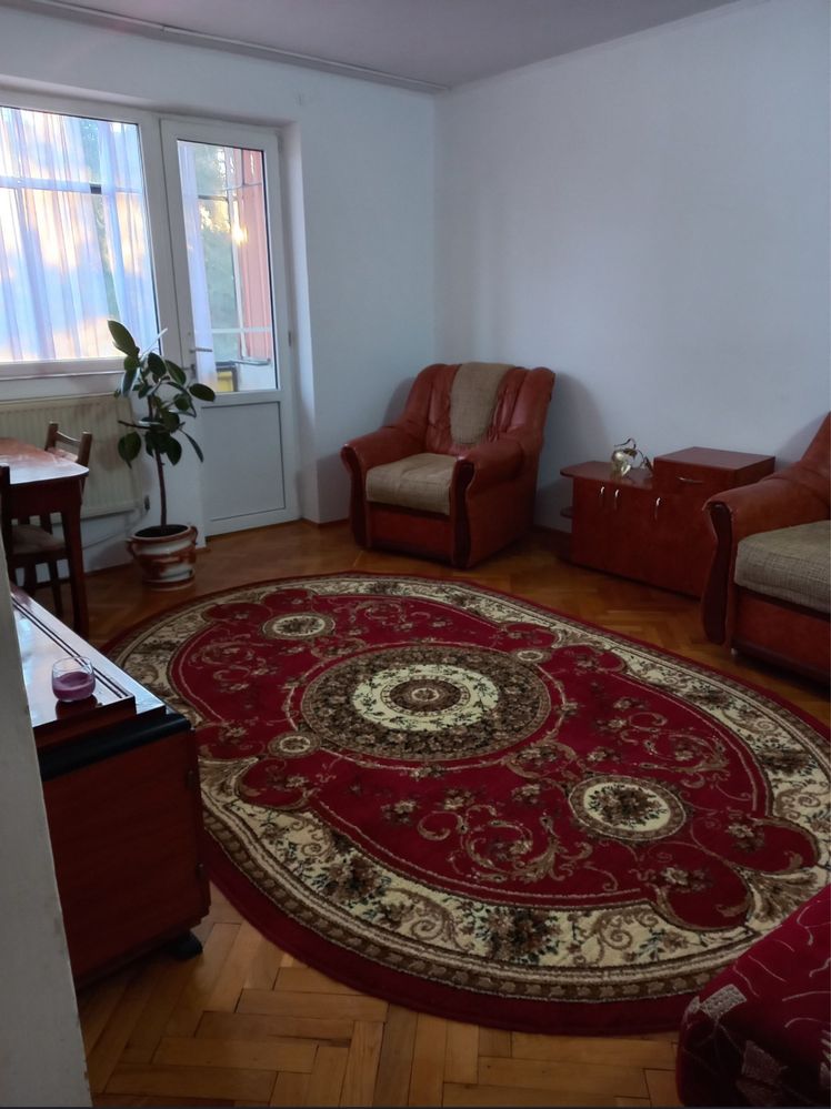 Apartament 2 camere de inchiriat in Campulun centru