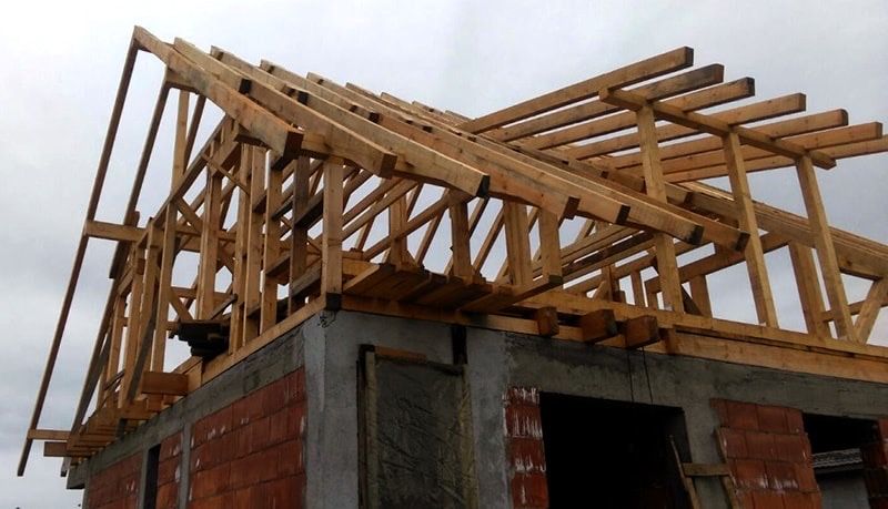 Acoperisuri si reparatii in regim de urgenta