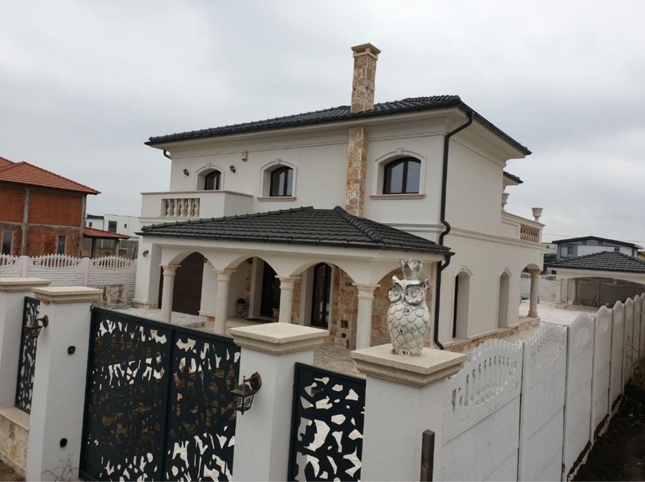 Garduri,coloane,vaze din marmura naturala