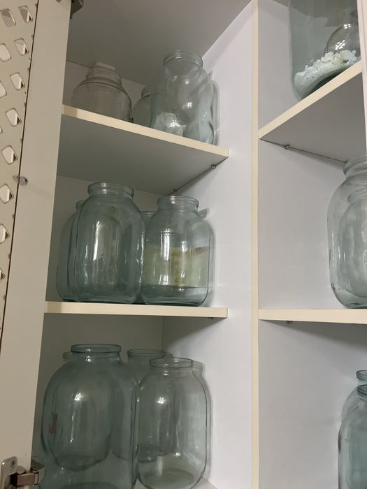 Отдам һа шоколадку банки