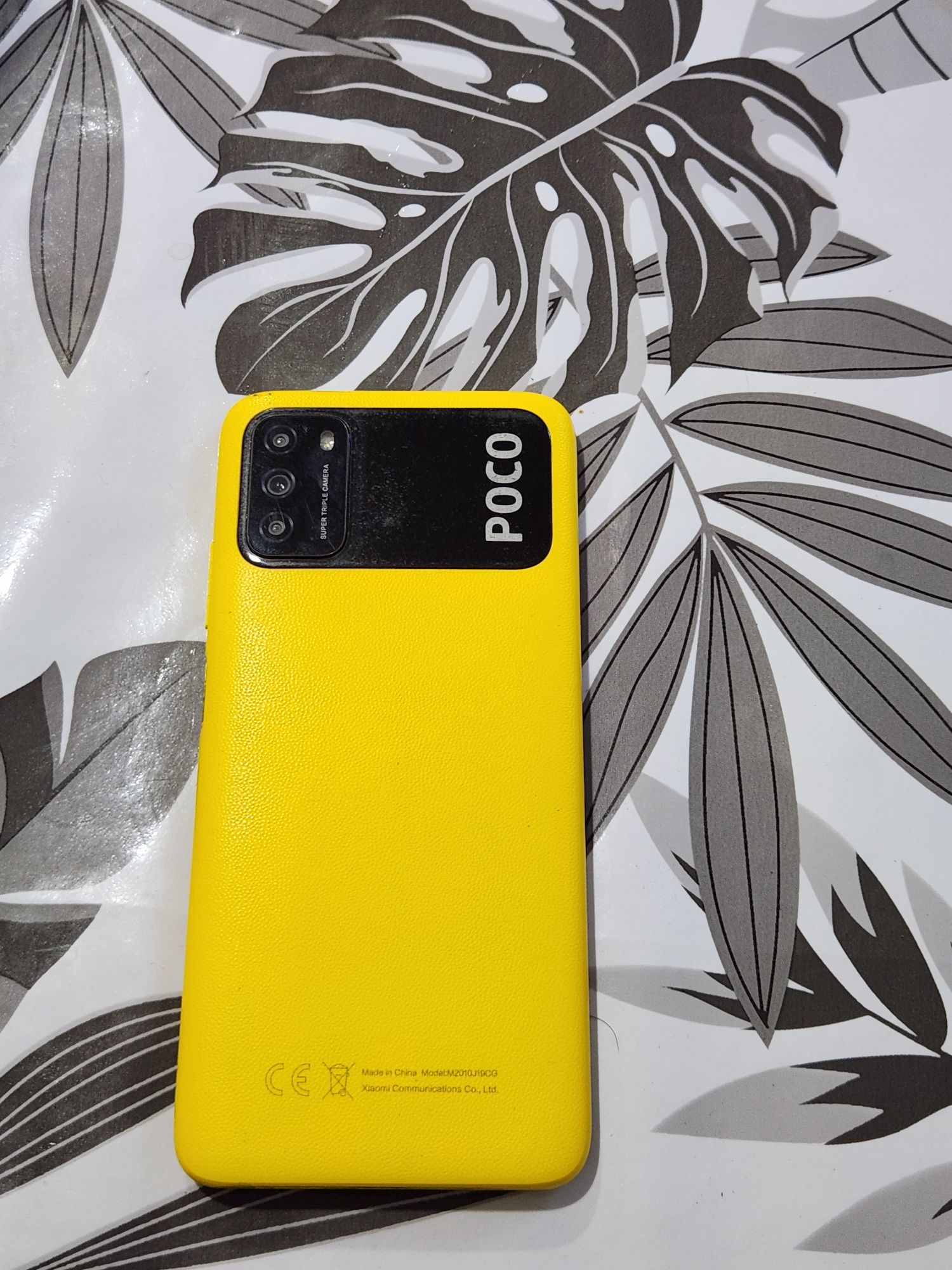 Poco m3 6/128 srochni