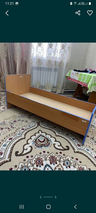 Кроватка среднего размера