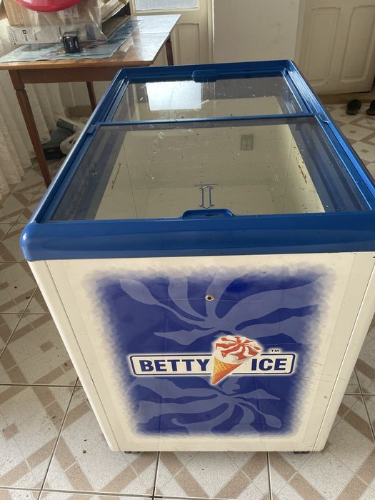 Vand lada frigorifica/ congelator