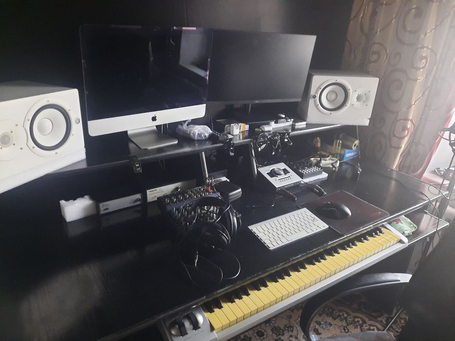 Жұмыс жасауға дайын студия