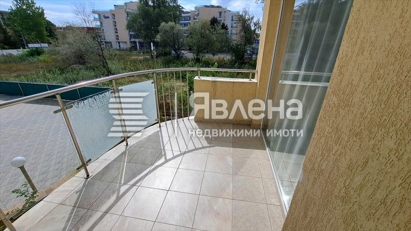 Просторно студио с паркоместа в близост до Какао бийч!!