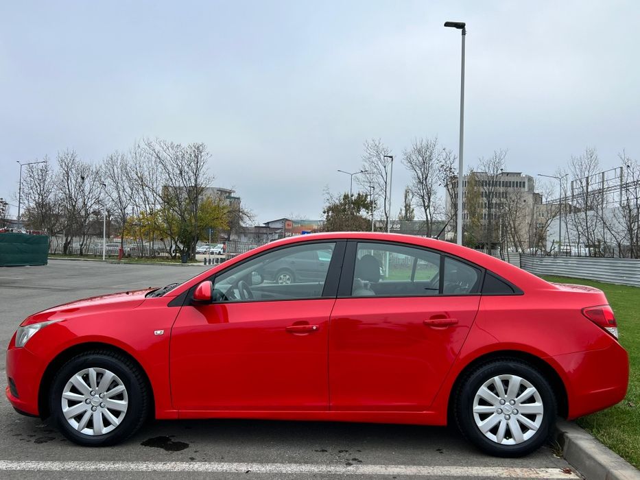 Chevrolet Cruze 2010 1.6 benzina Model Deosebit ! Primul propietar