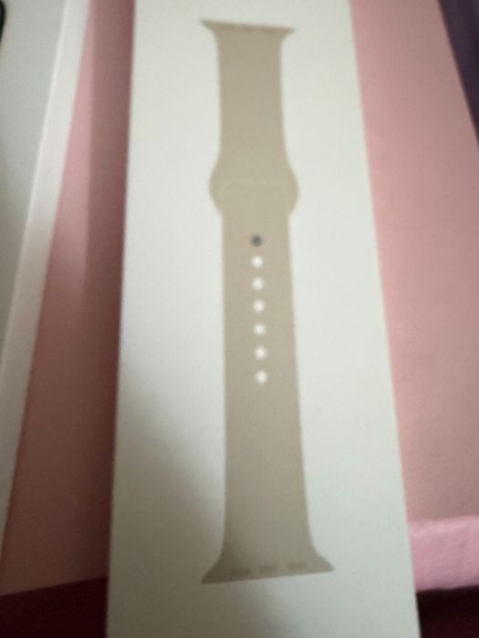 Продава Apple Watch Serie 8;41mmStarlight Alu