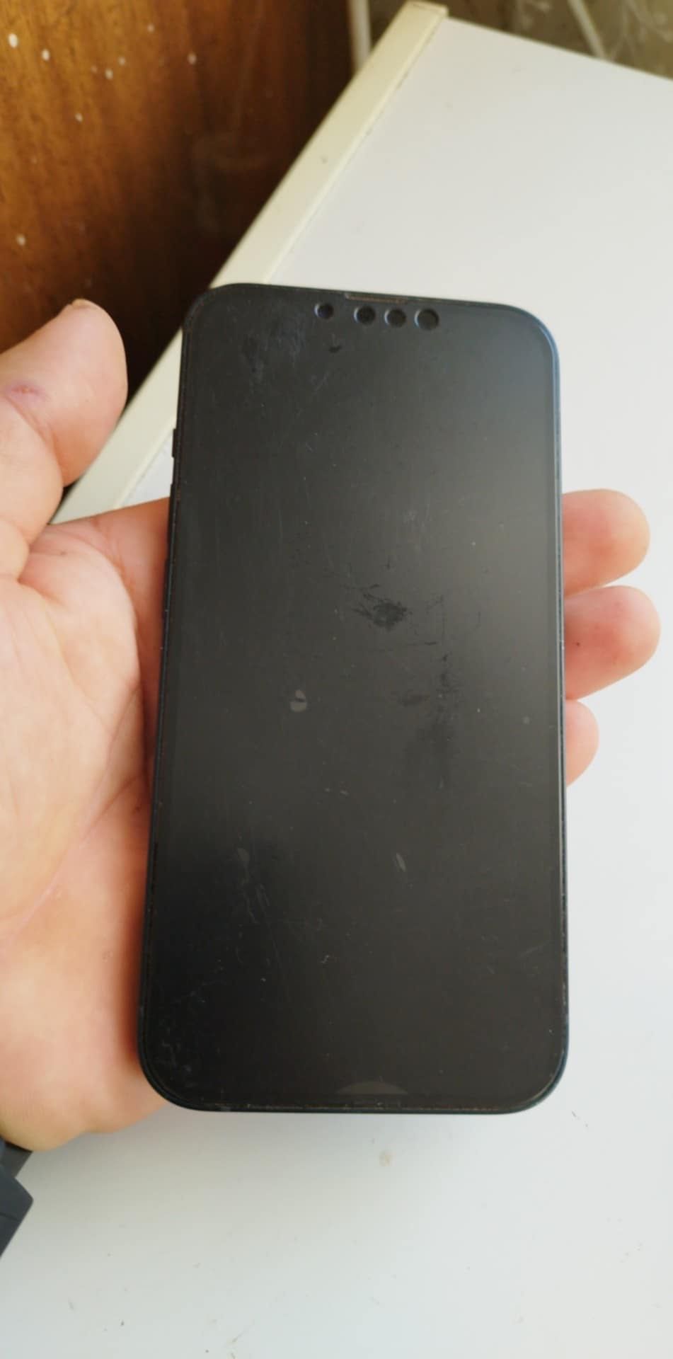 iPhone 14 128gb с остатъчна гаранция