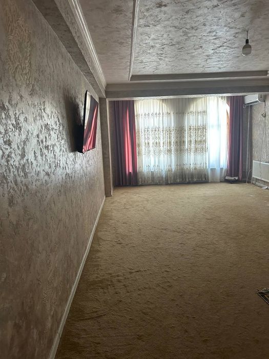 Ibn Sino 2 bitonkada Novostroyka 3/4/4 lifti bõladi