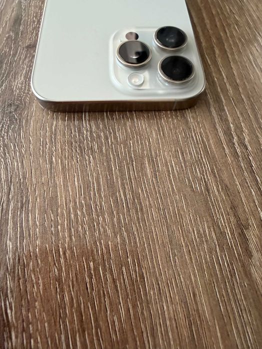 IPhone 16 Pro max - 256 GB- телефонът е на 11 месеца- 96 % - батерия !