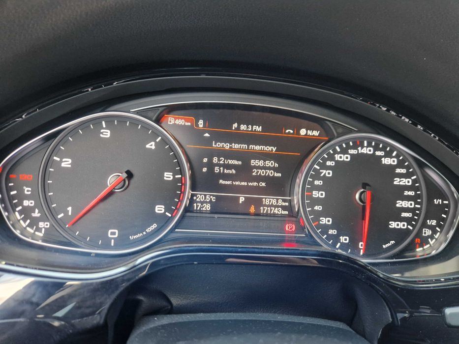Autoturism Audi A8 D4