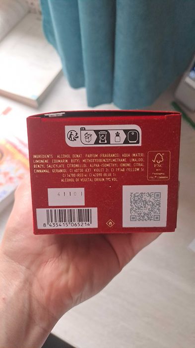 Jpg sacndal pour homme le parfum