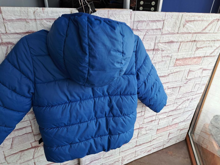 детско зимно яке,Benetton,за 3/4  год.