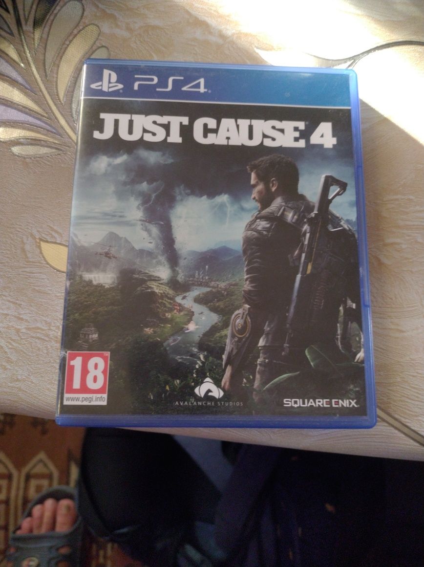 Ps4 игри изпращам по Еконт