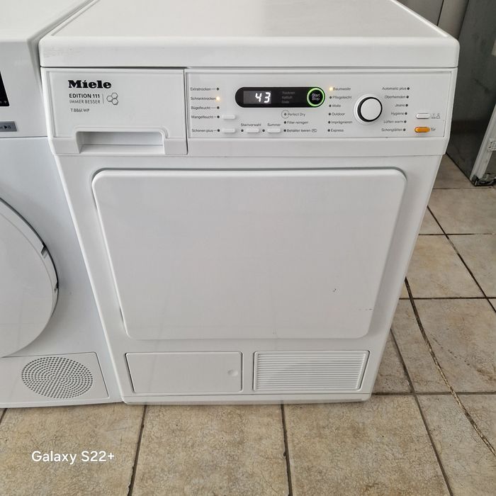 Кондензна сушилня с термопомпа MIELE T8861WP