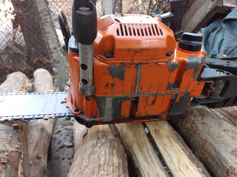 Бензинова резачка Oleo Mac 350 af