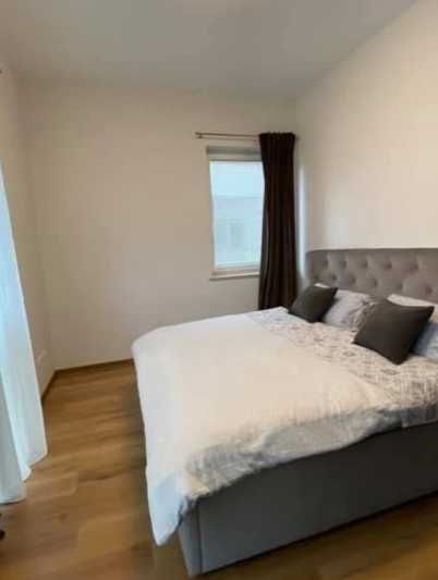 Дава се под наем Двустаен апартамент в Пловдив, Коматево - 65 кв.м за 234.6 € - Снимка #2