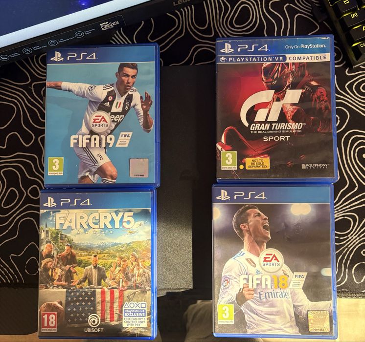Vand ps 4 slim + 4 jocuri + maneta