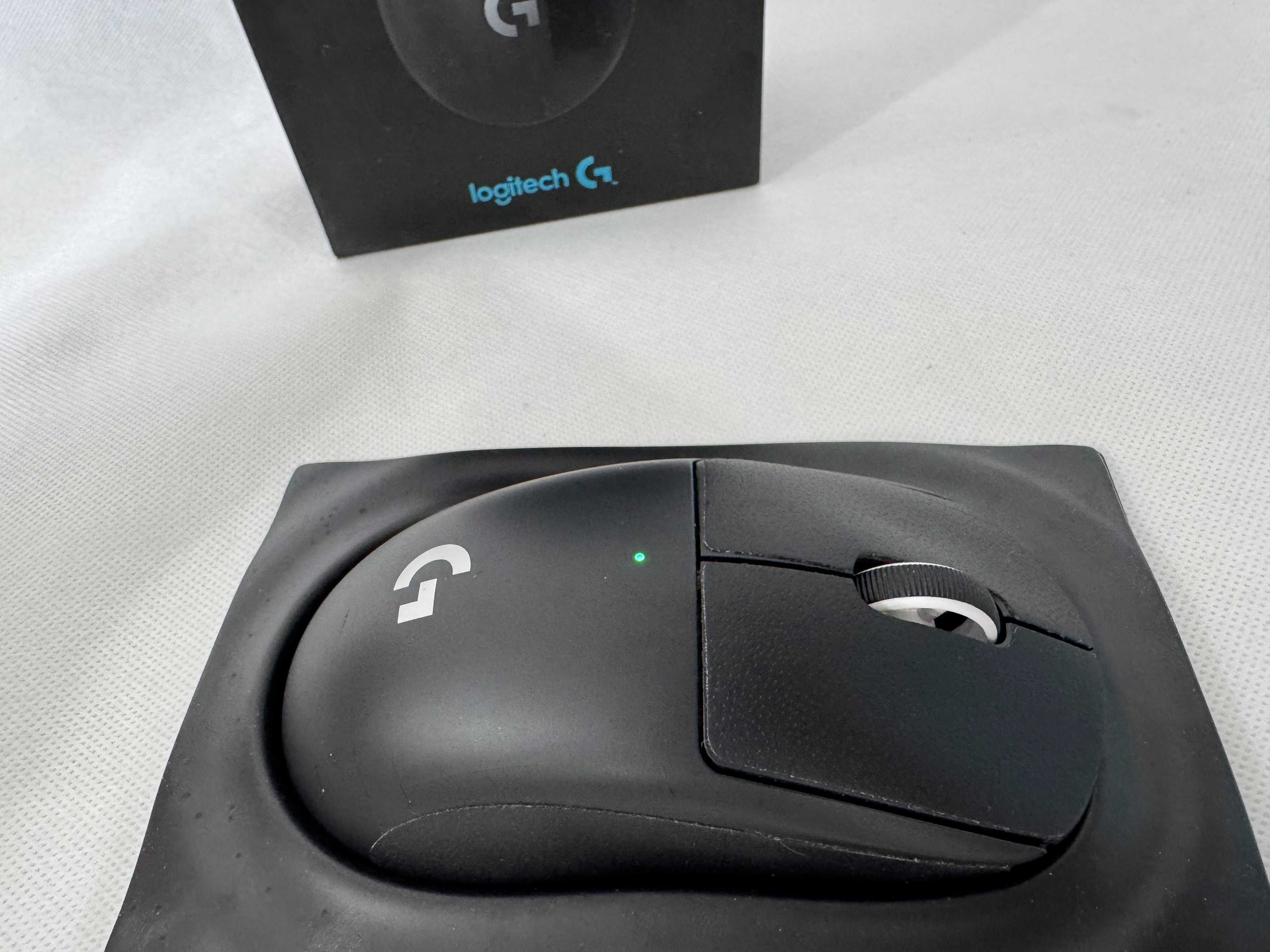 Мишка - Logitech Superlight