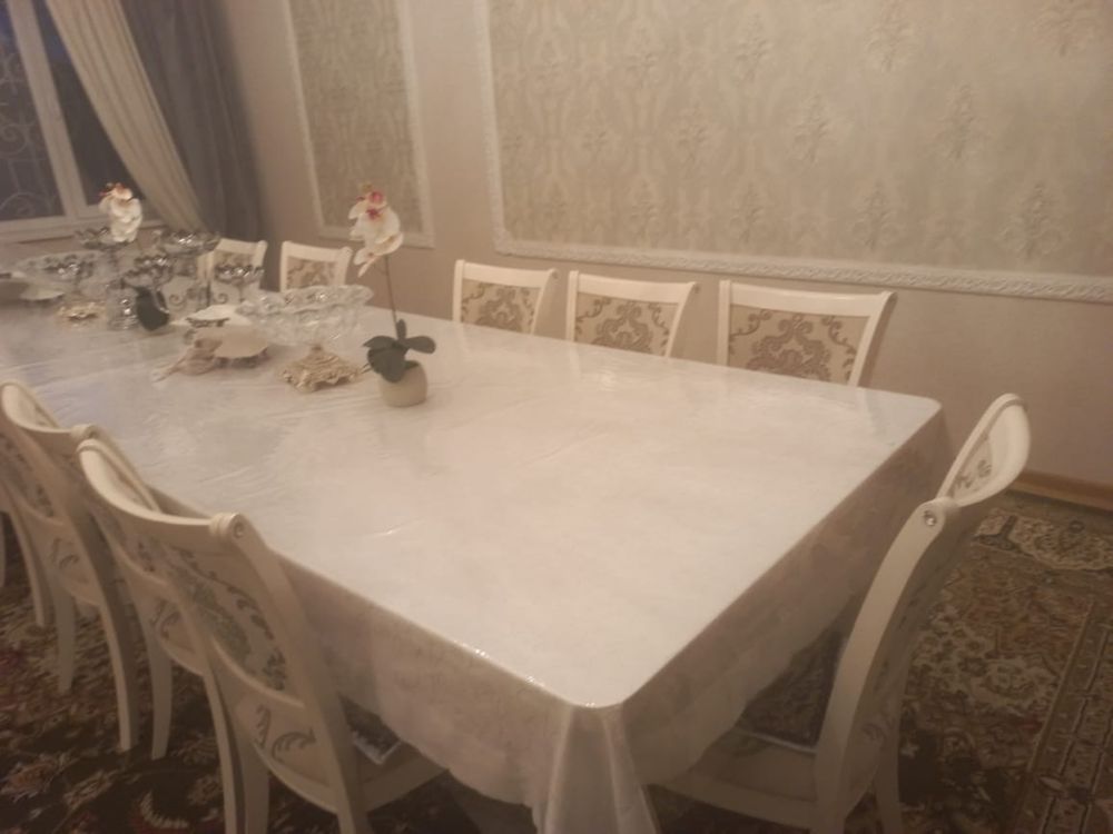 Стол со стульями 14 шт